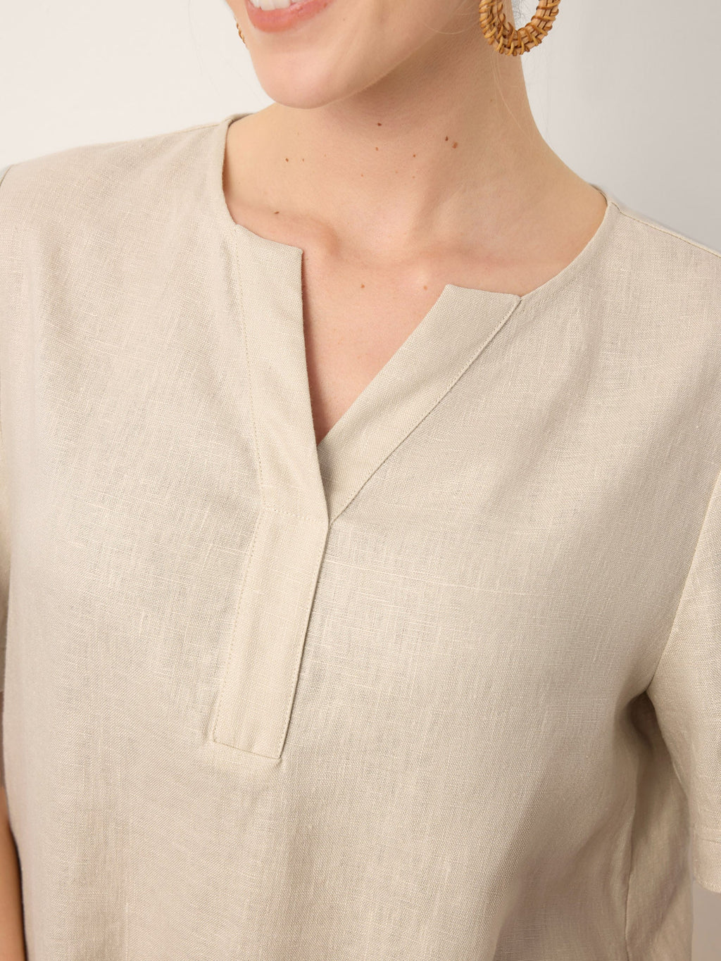100% Linen Tie Cuff Notched V-Neck Top LORAN