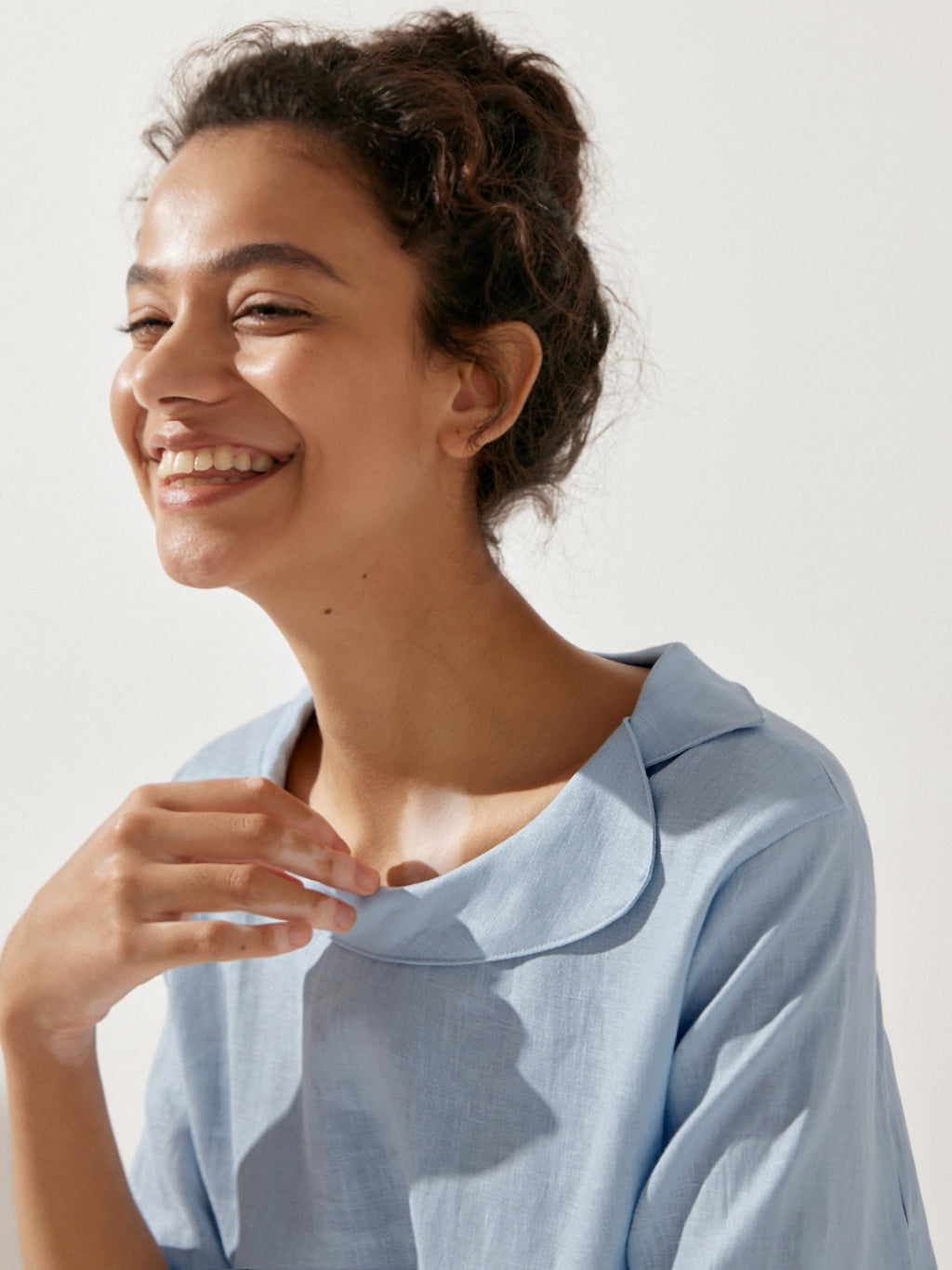 Linen Round Soft-Fold Collar Top ANAIS