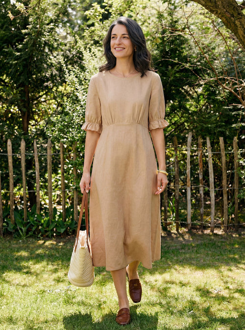 Vestido largo ZEPHYRA de lino 100% con cuello redondo, cintura alta y manga con volantes